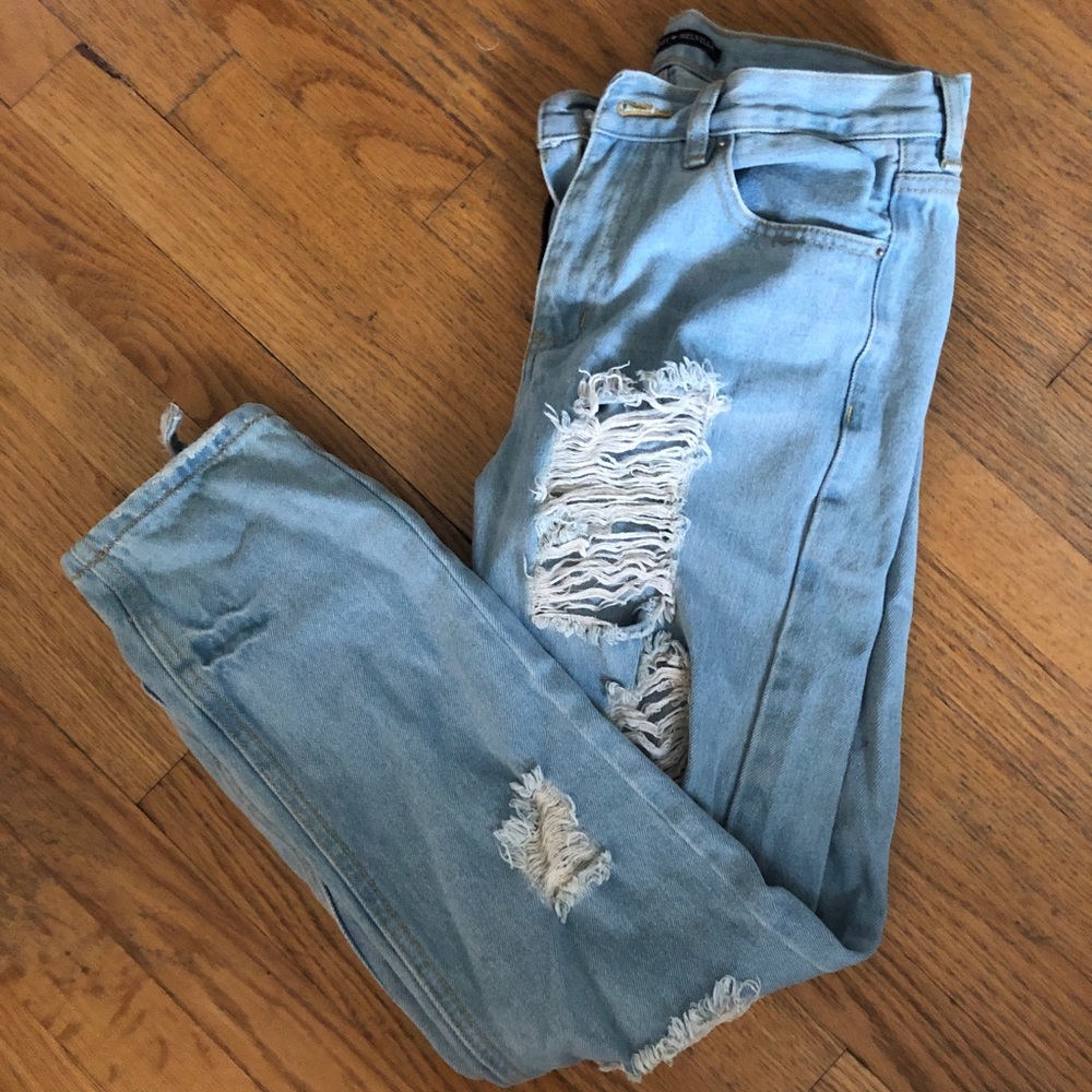 Brandy Melville Boyfriend Jeans